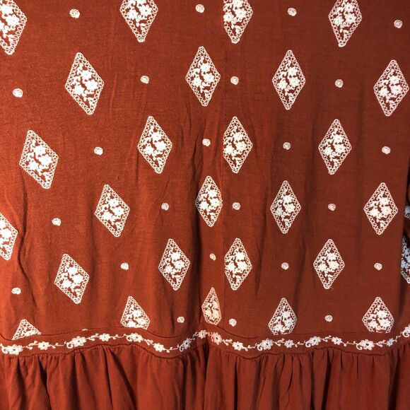 Terra Cotta & White Baby Doll Top Torrid Size 2 Flared Sleeves - Picture 9 of 11